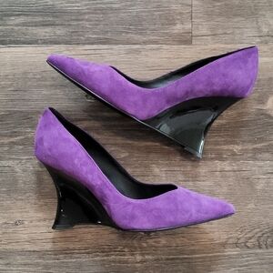 Natori Purple Leather Suede Wedge Pumps